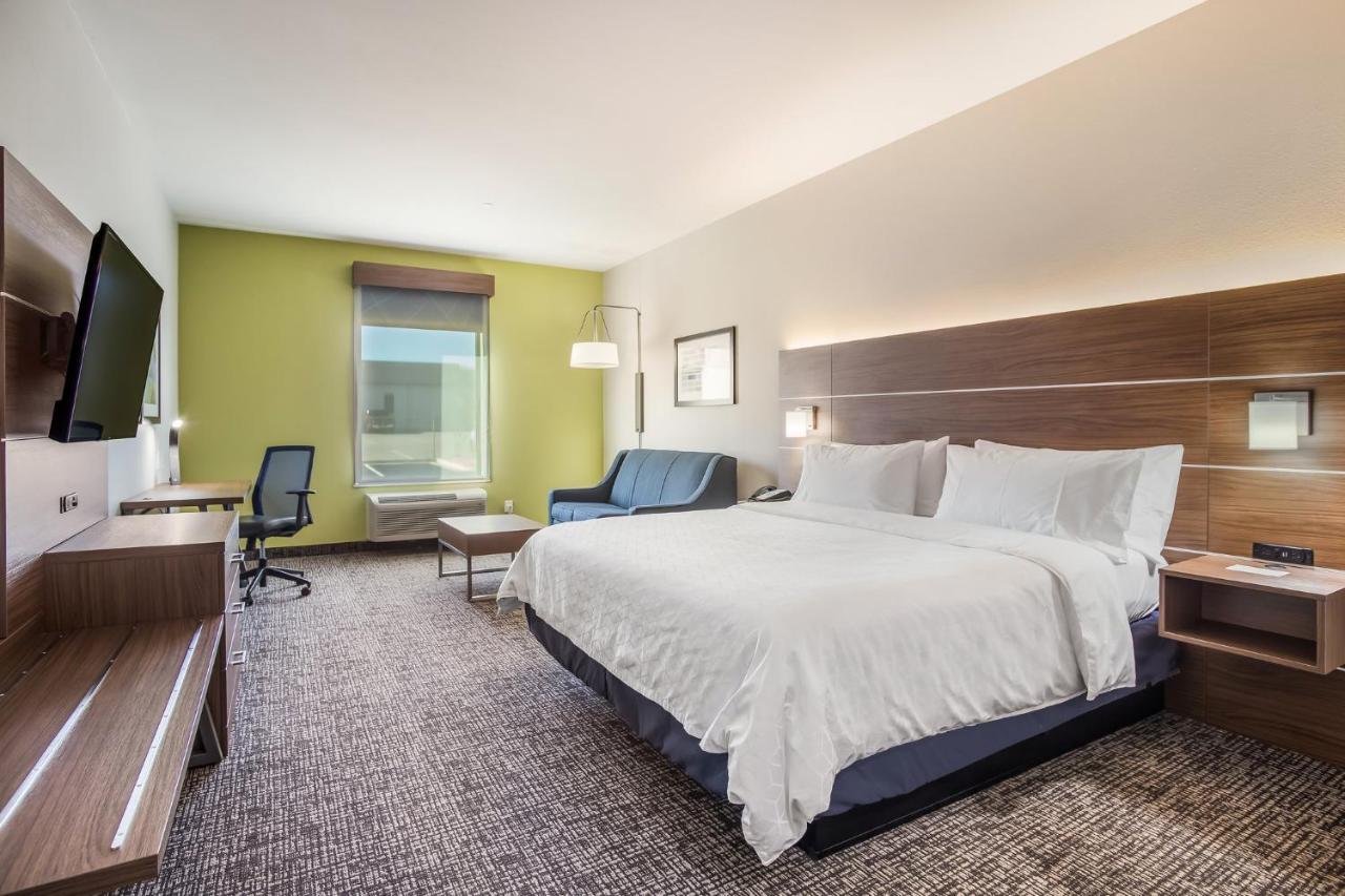 Holiday Inn Express & Suites Tulsa East - Catoosa By Ihg Exterior foto